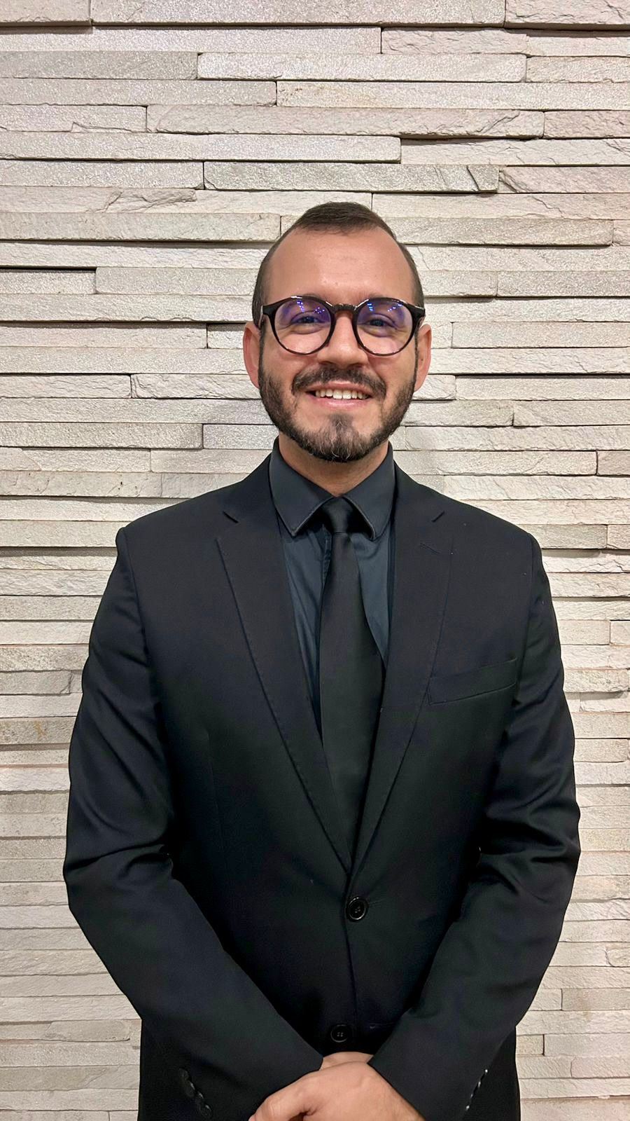 Jeezyel Nunes de Oliveira Jeezyel Nunes de Oliveira